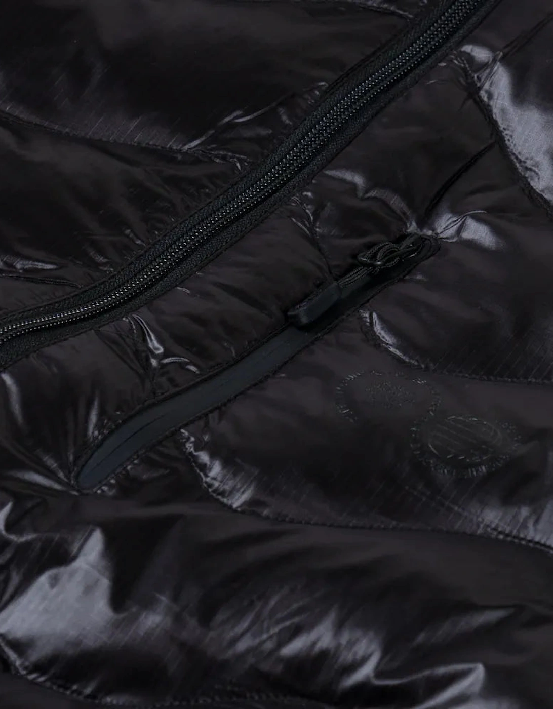 Waves Light Puffer Jacket Black