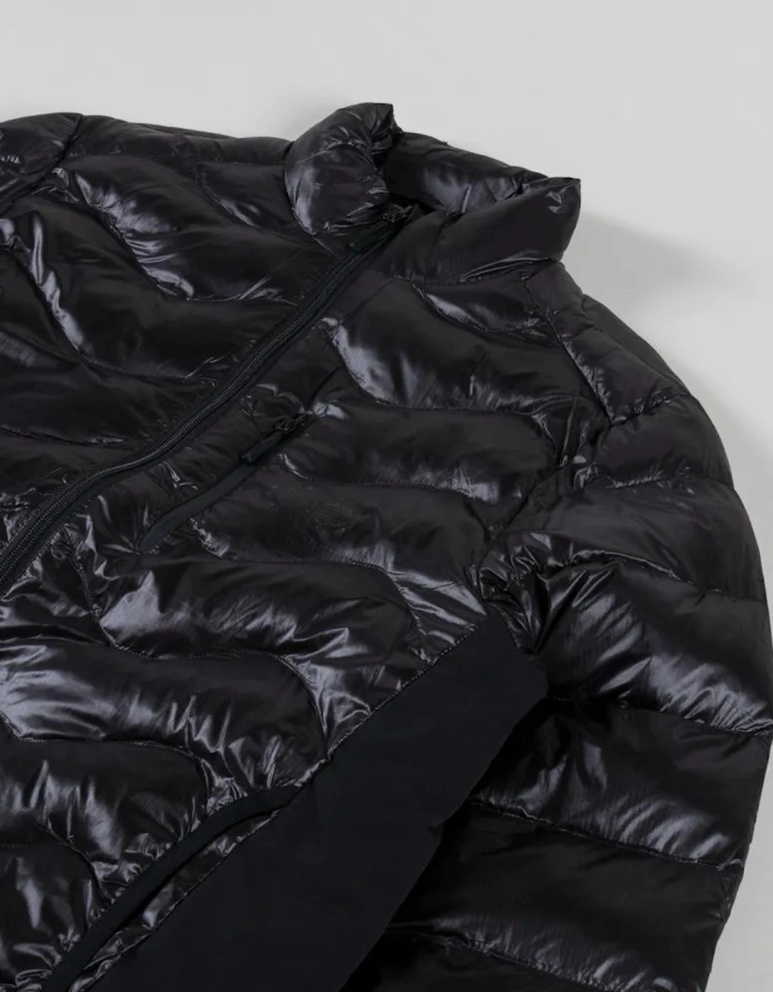Waves Light Puffer Jacket Black