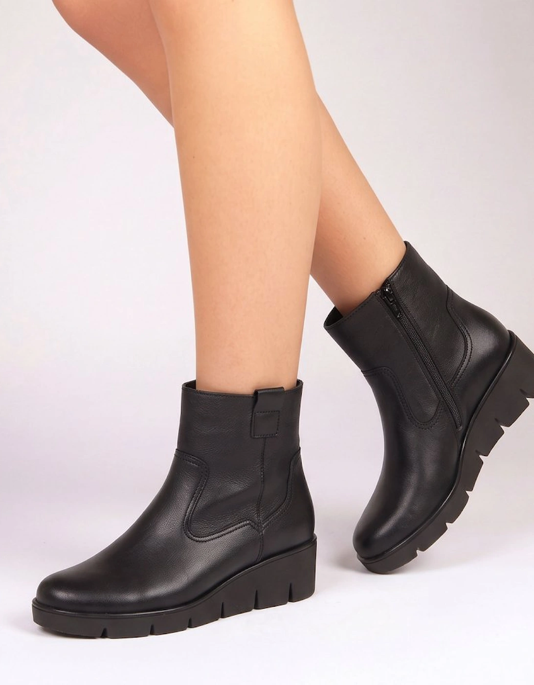 Enhance Womens Ankle Boots