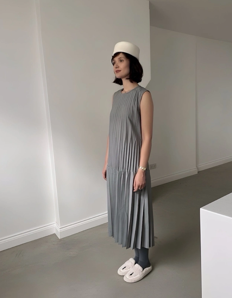 Grey Accordion Layer Pleated Midi Dress