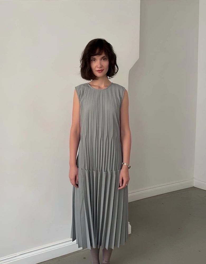 Grey Accordion Layer Pleated Midi Dress