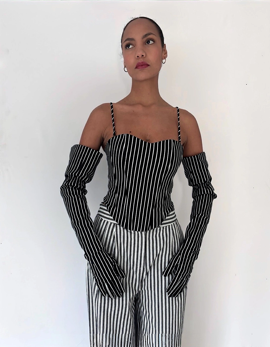 Black Pinstripes Sweetheart Corset With Long Gloves