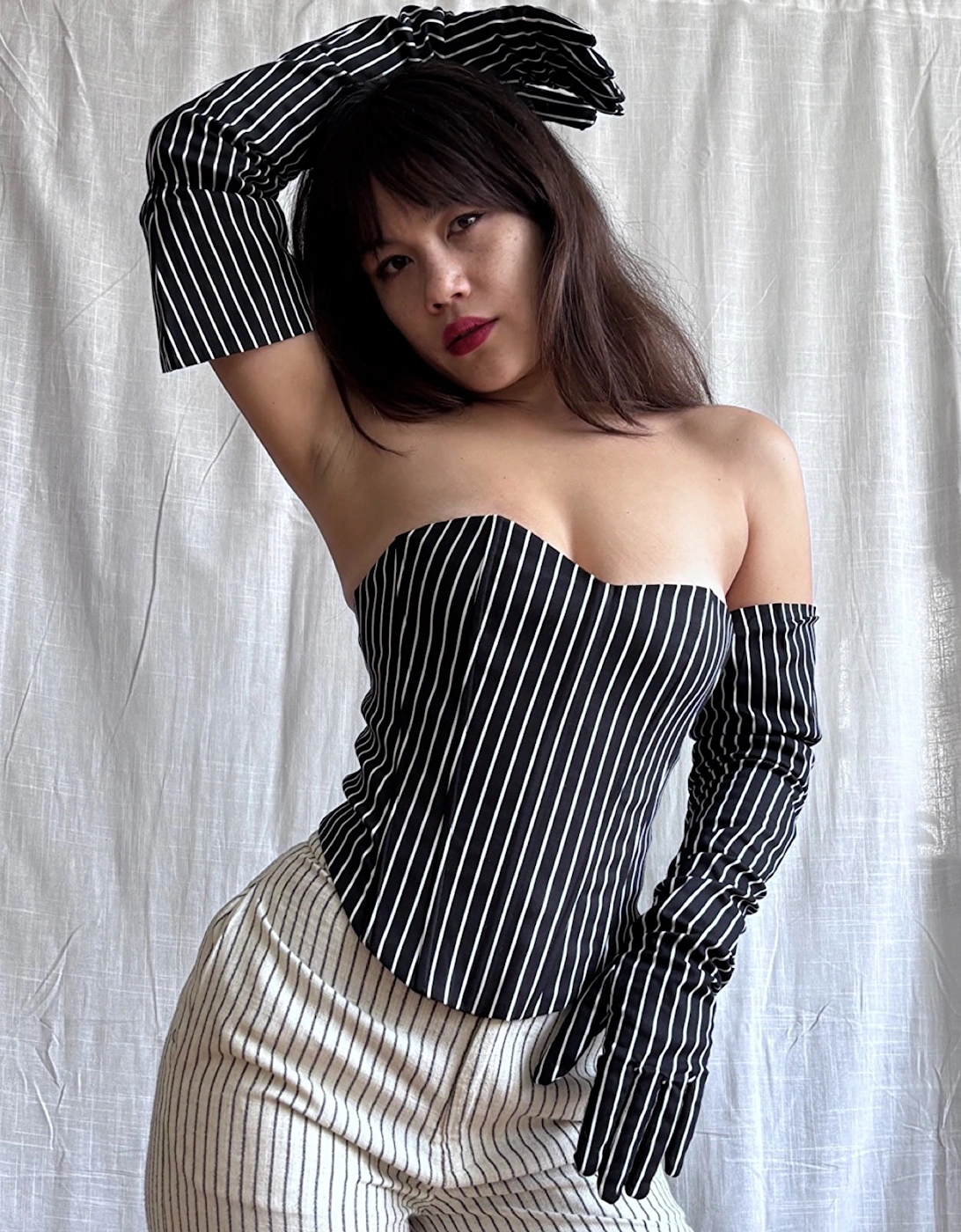 Black Pinstripes Sweetheart Corset With Long Gloves