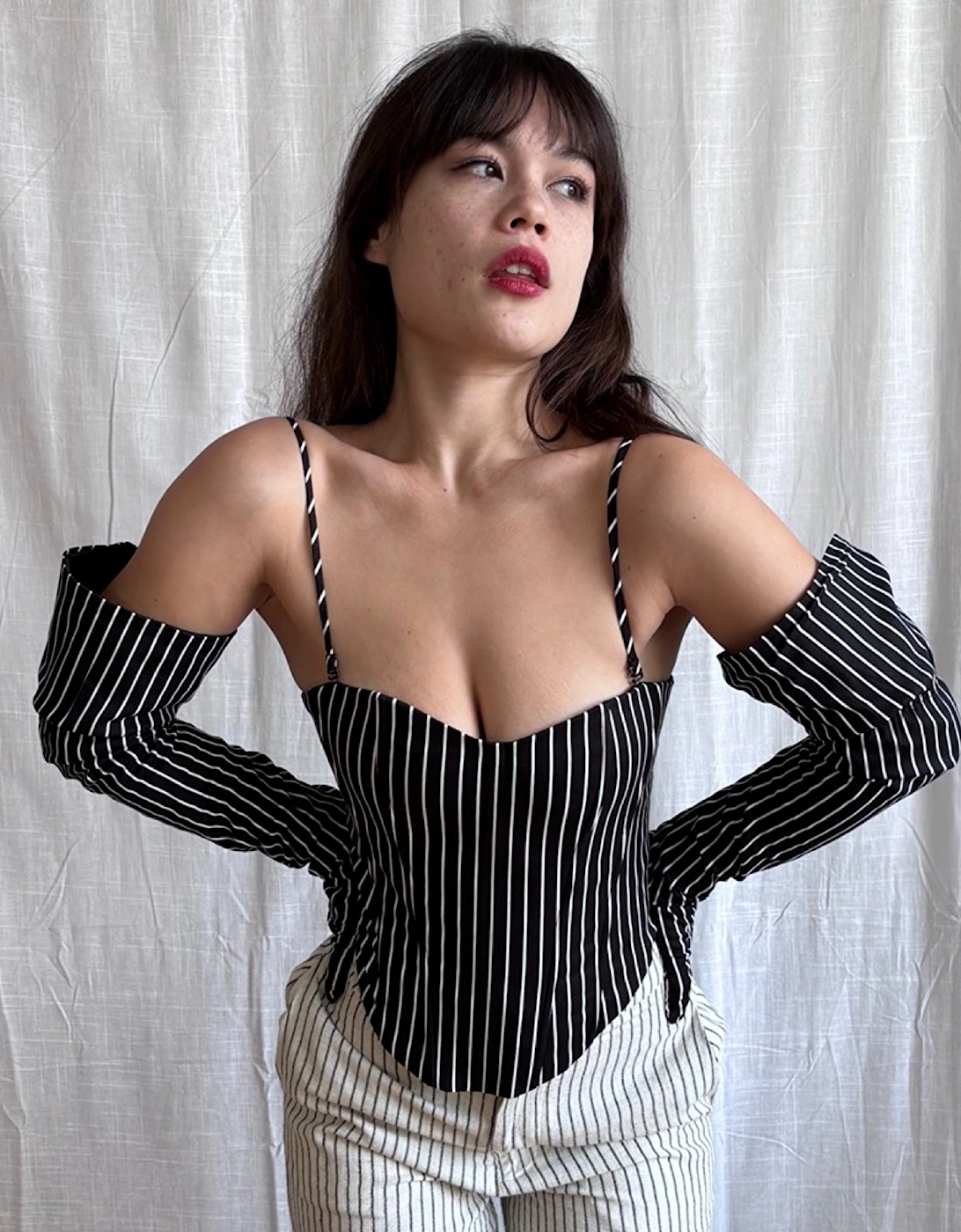 Black Pinstripes Sweetheart Corset With Long Gloves