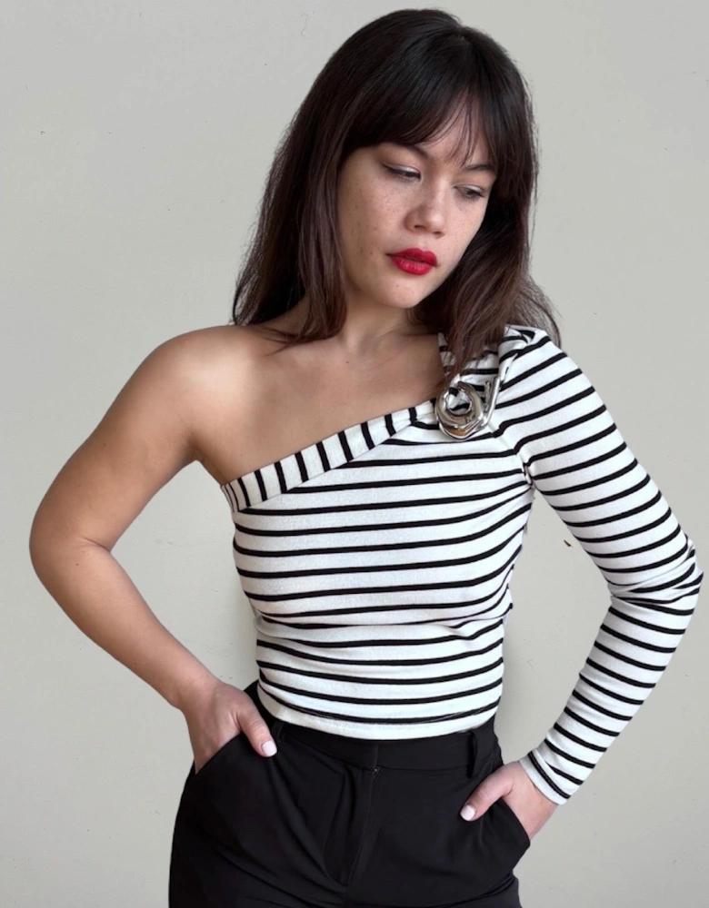 Striped One Sleeve Top With Metal Brooch