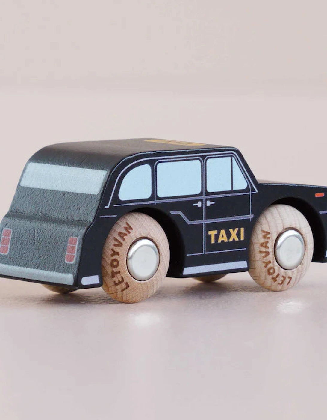 Le Toy Van No. 45 GT275 Bertie