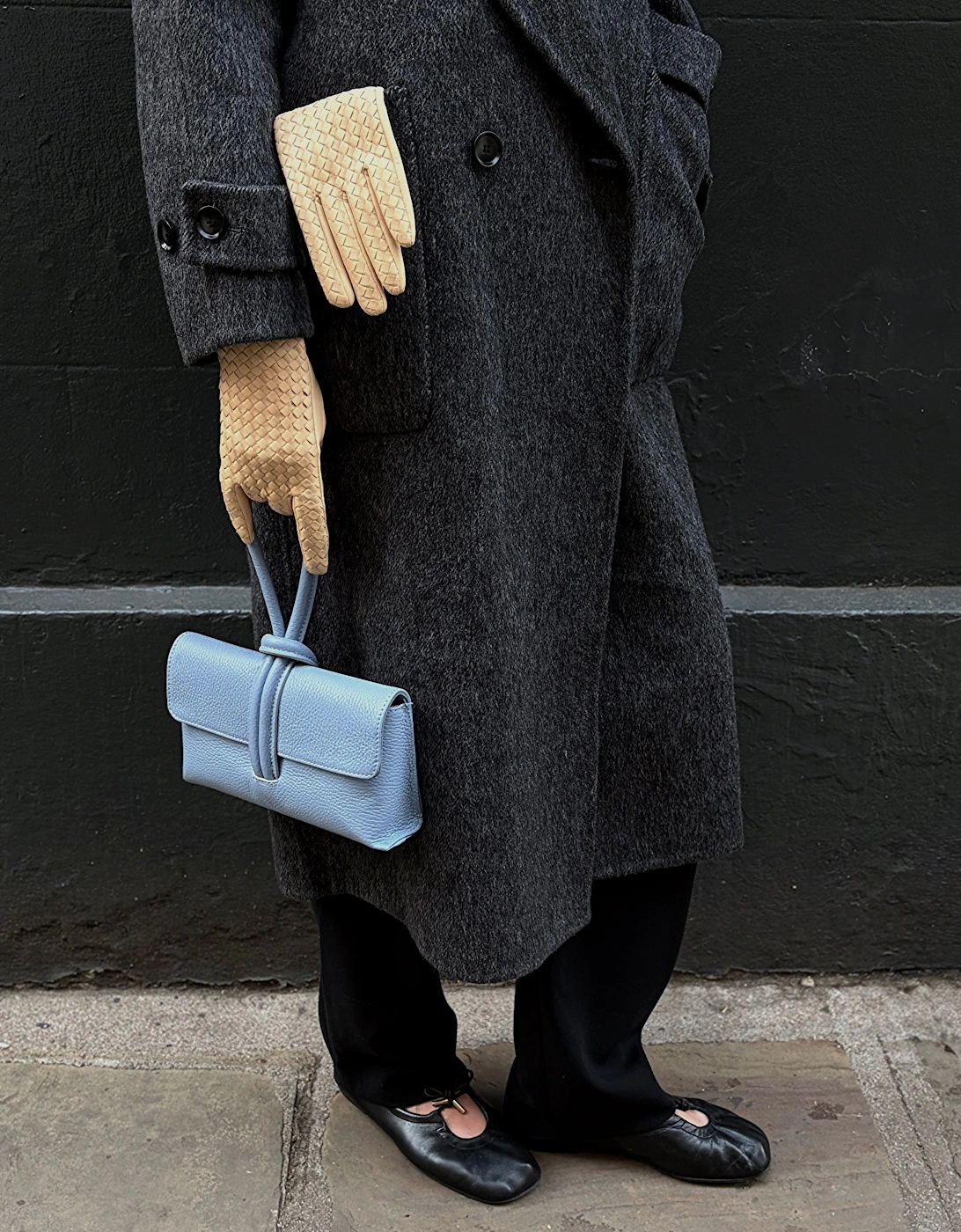 Beige Woven Leather Short Gloves