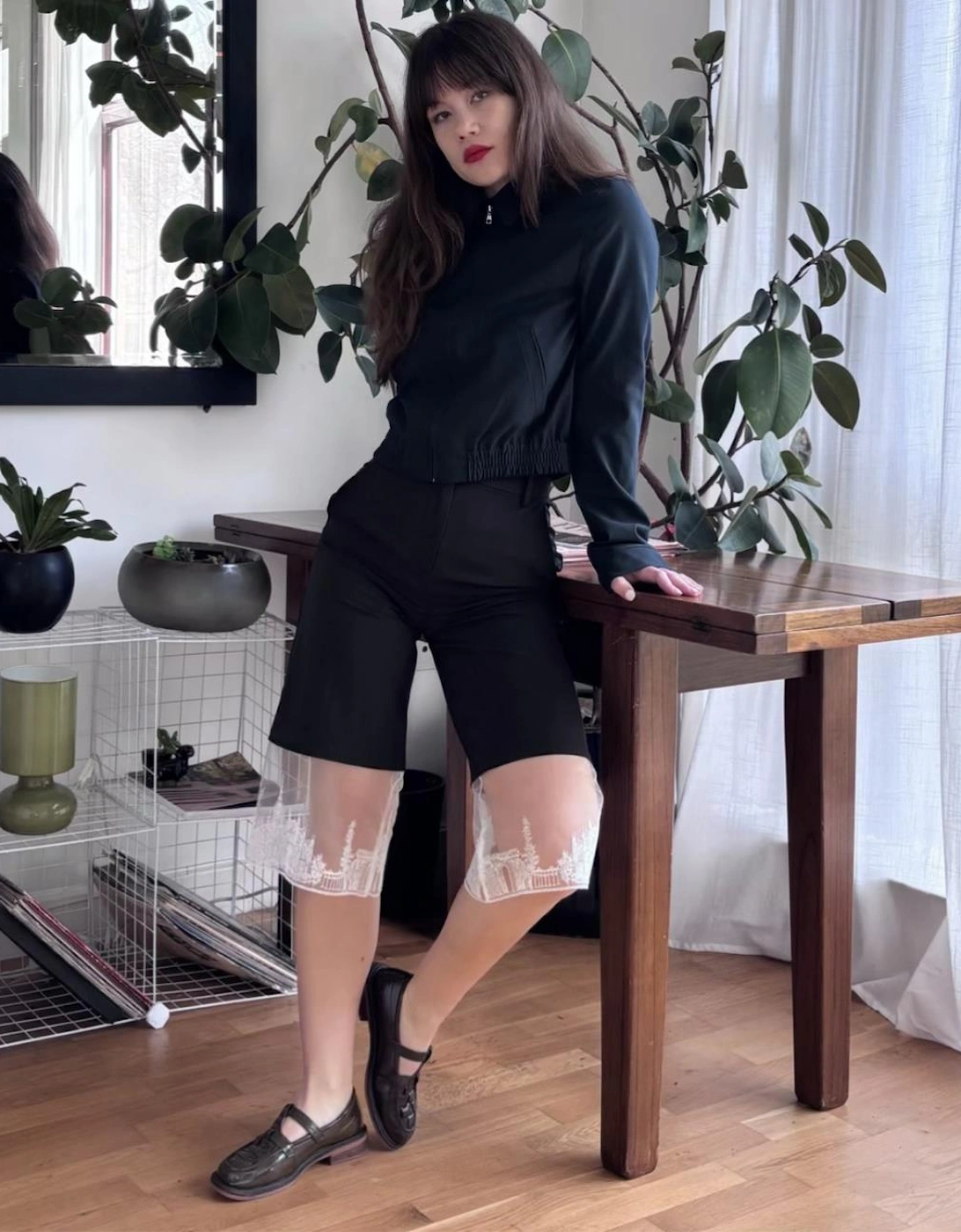 Black Wide Leg Capri Trousers With Embroidery Lace