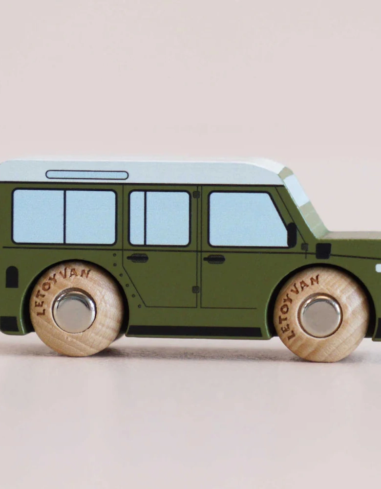Le Toy Van No. 27 GT150 Archie Land Rover
