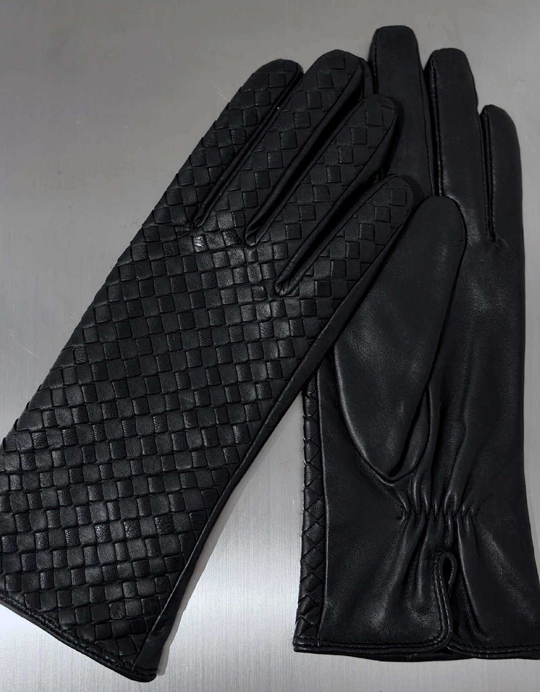 Black Woven Leather Short Gloves