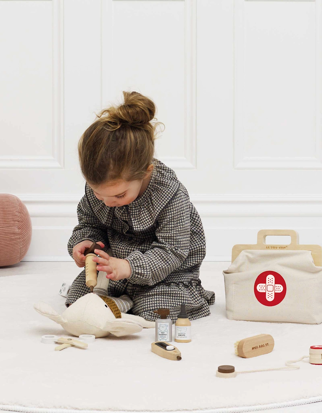 Le Toy Van Animal Vet Set