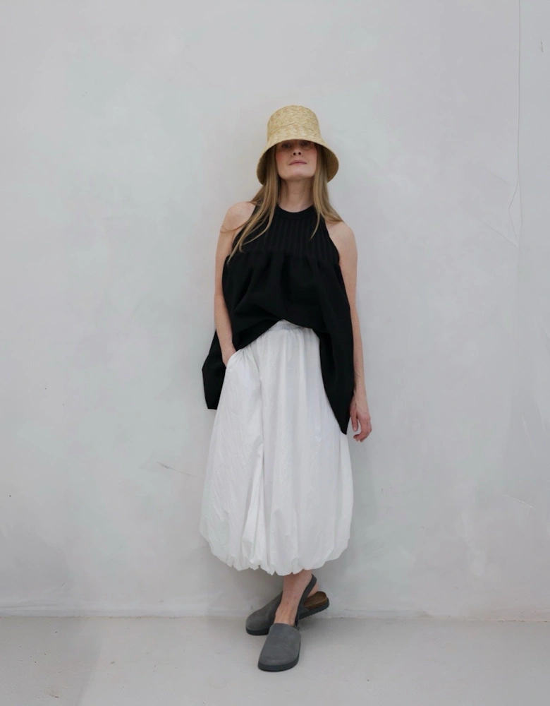 White Balloon Skirt With Pockets