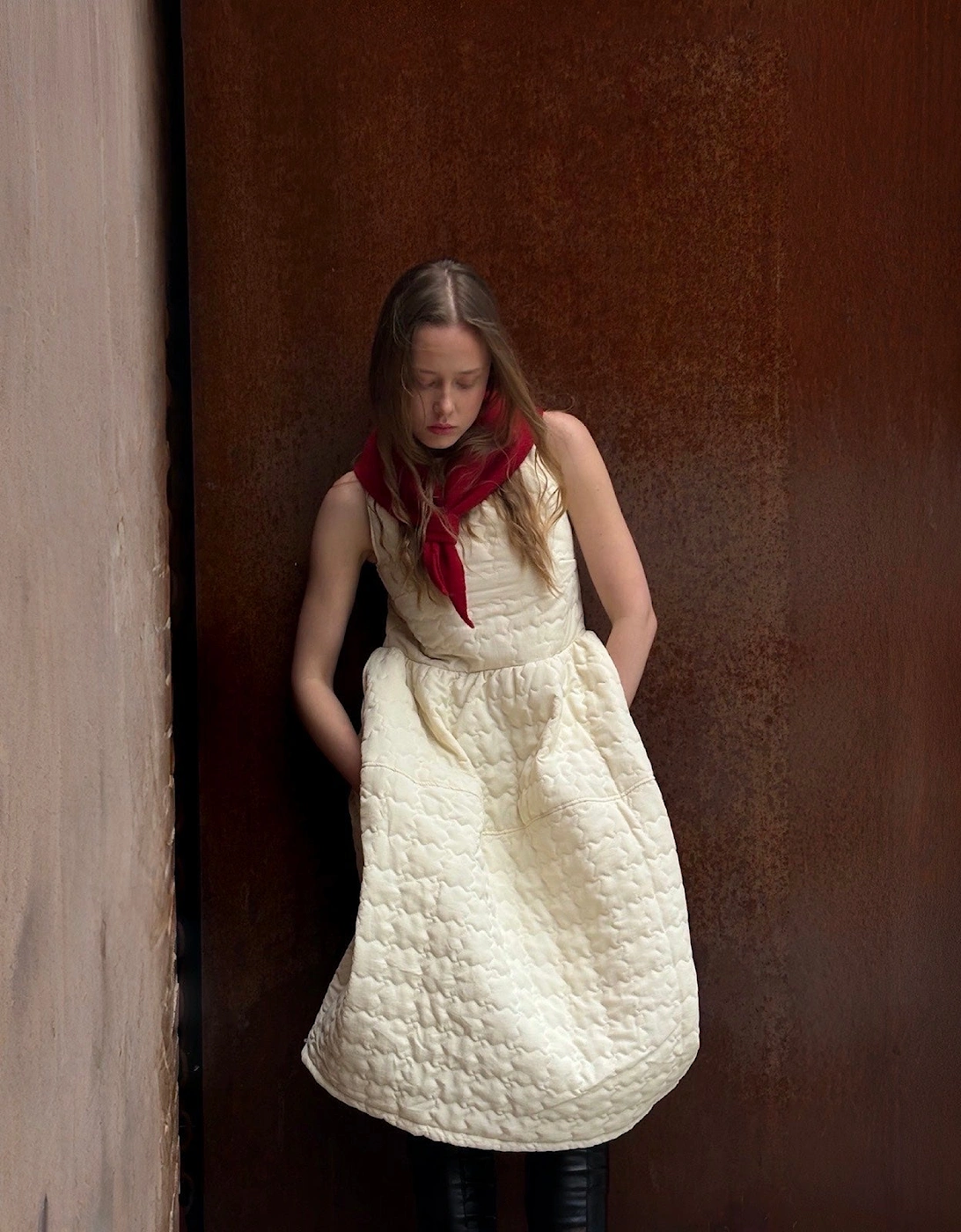 Red Wool Small Triangle Knitted Scarf
