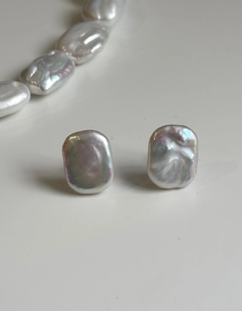 Freshwater Pearl Stud Earrings