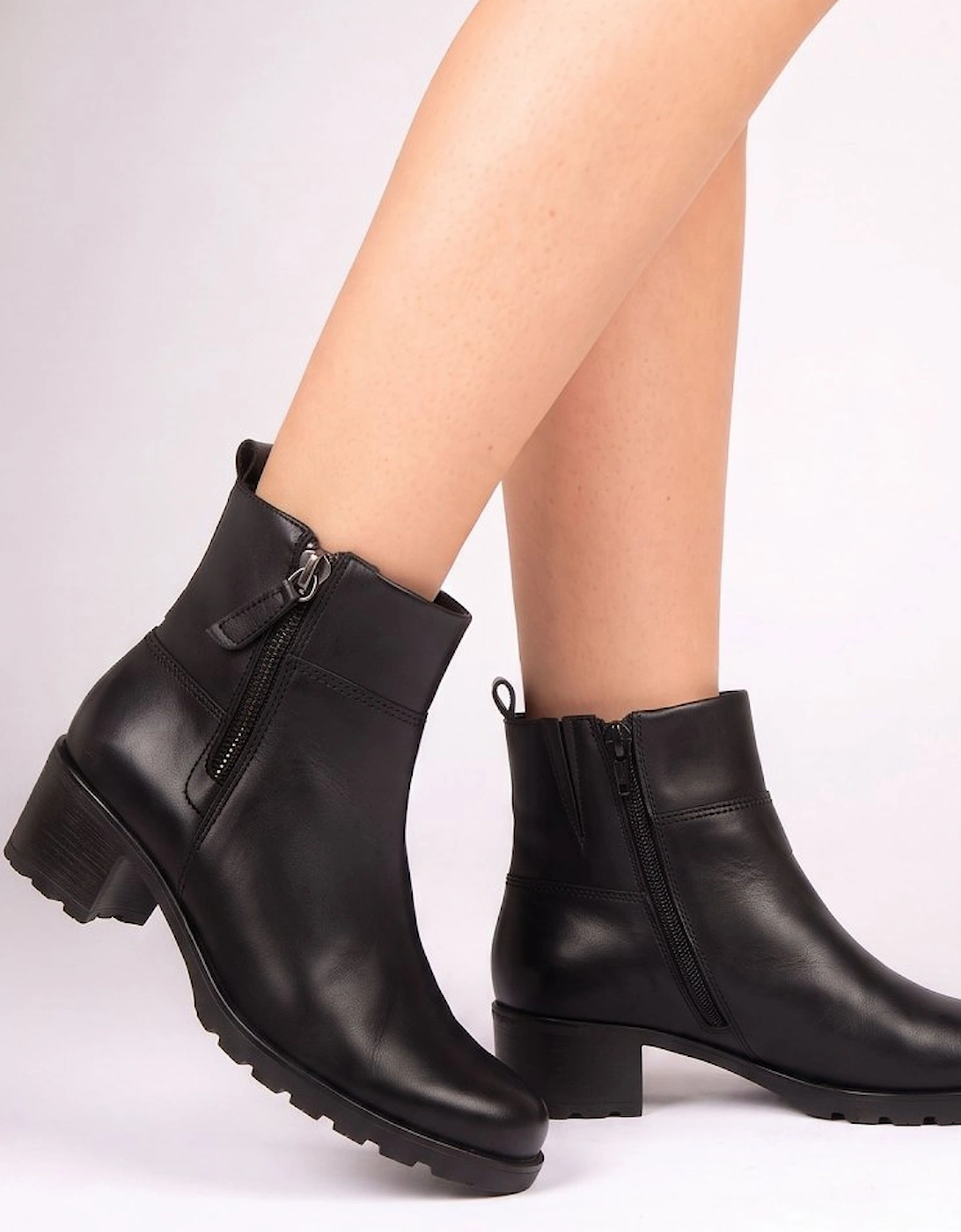 Dayna Womens Ankle Boots