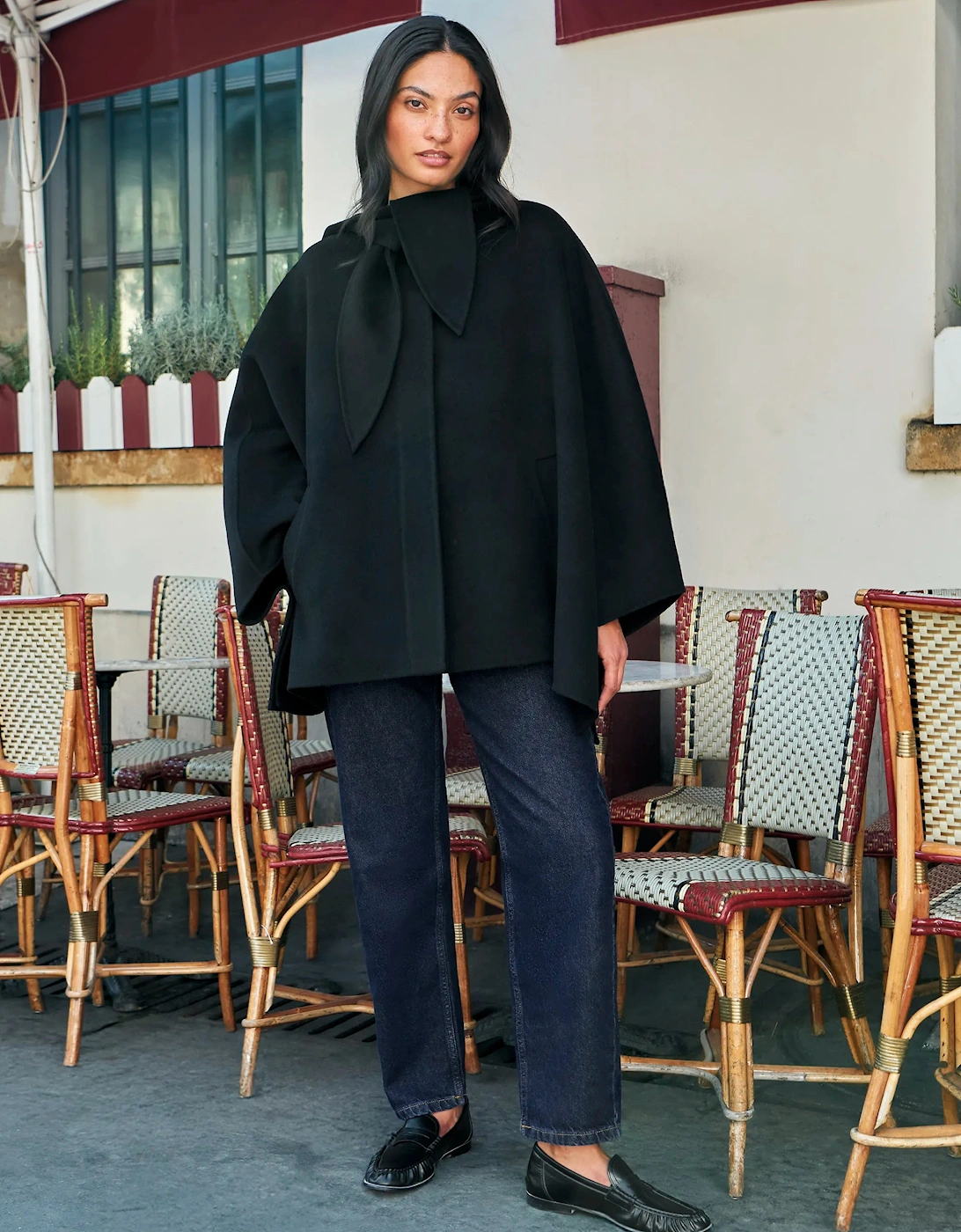 Petite Black Double-Faced Neckerchief Cape With Wool