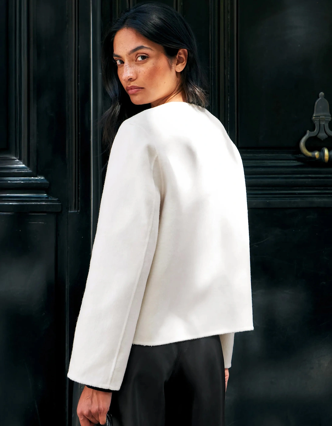 Cream Double-Faced Detachable Scarf Jacket With Wool