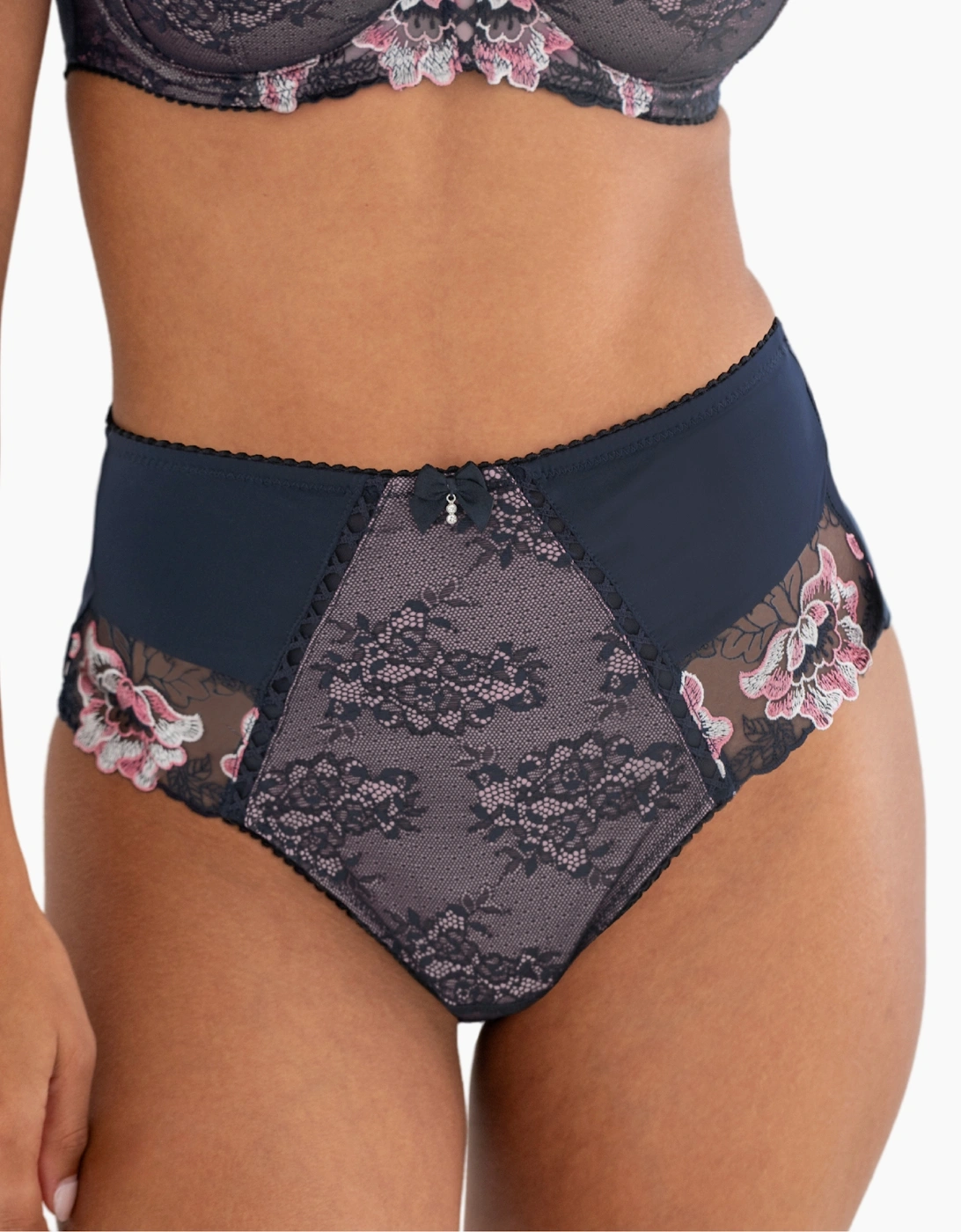 3834 Pour Moi Sofia Lace Embroidered Deep Brief