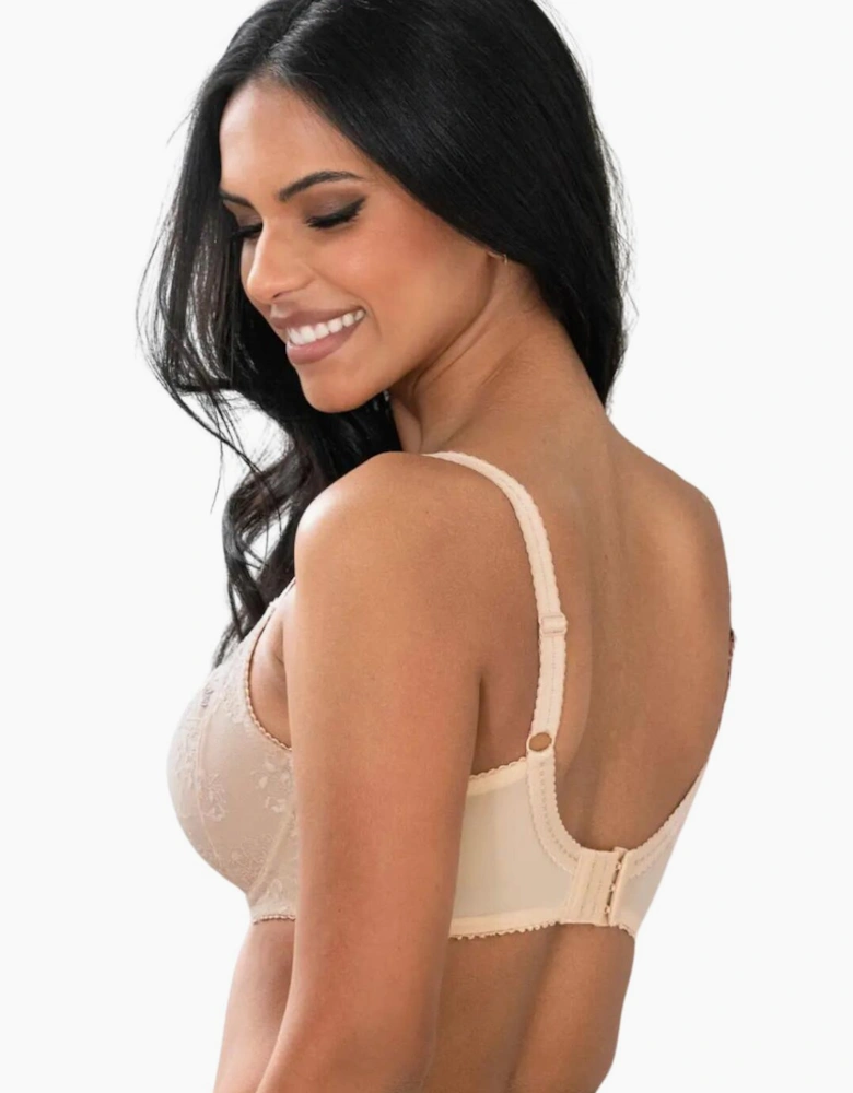 3827 Pour Moi Sofia Lace Embroidered Side Support Bra