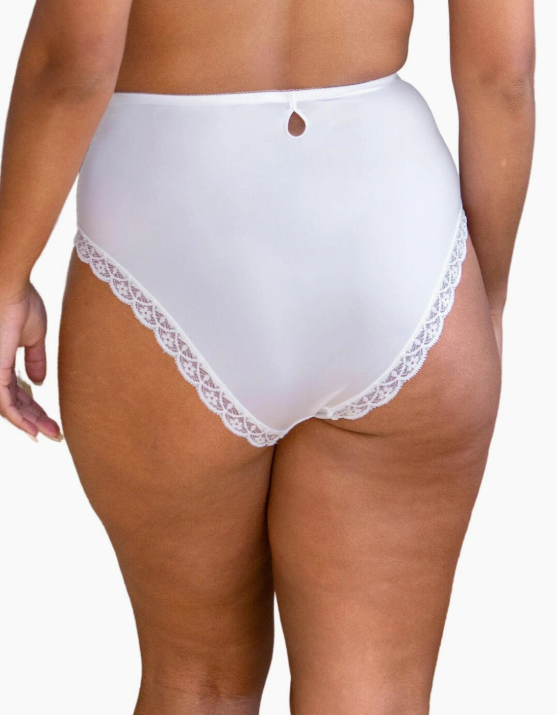 84014 Pour Moi Rebel Deep Brief