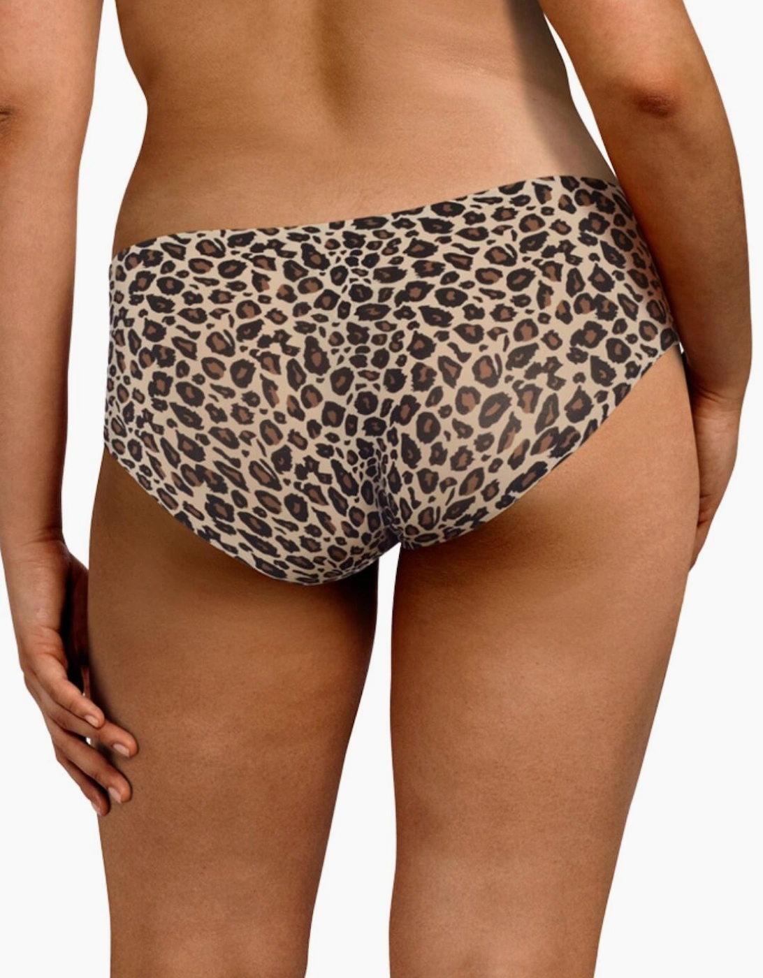 C11D40 Chantelle Soft Stretch Shorty Brief