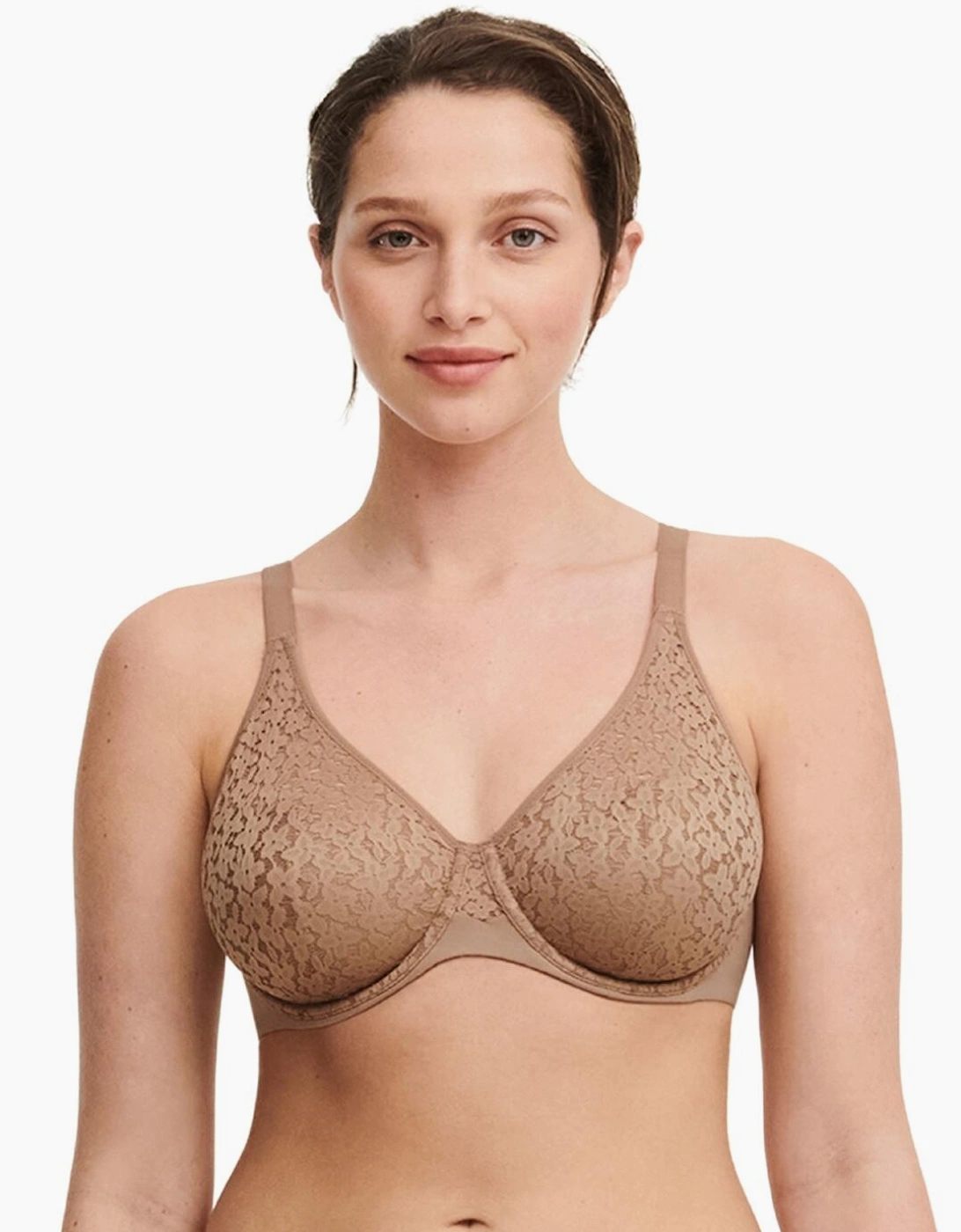 C13F10 Chantelle Norah Covering Moulded Bra