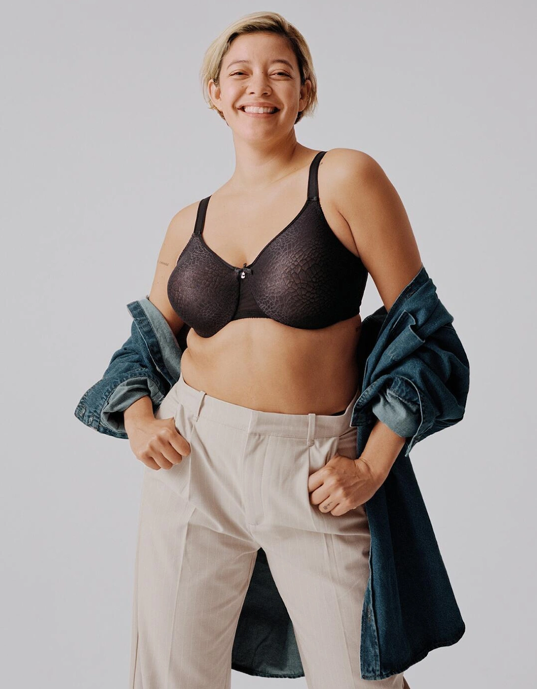 C18910 Chantelle Magnifique Moulded Bra