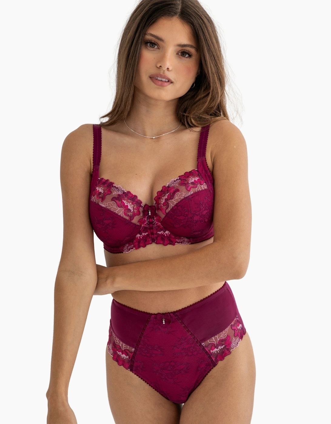 3827 Pour Moi Sofia Lace Embroidered Side Support Bra