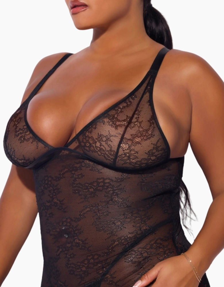 Hd02806a House Of Desire Kiki Lace Strappy & Backless Chemise & Thong Set