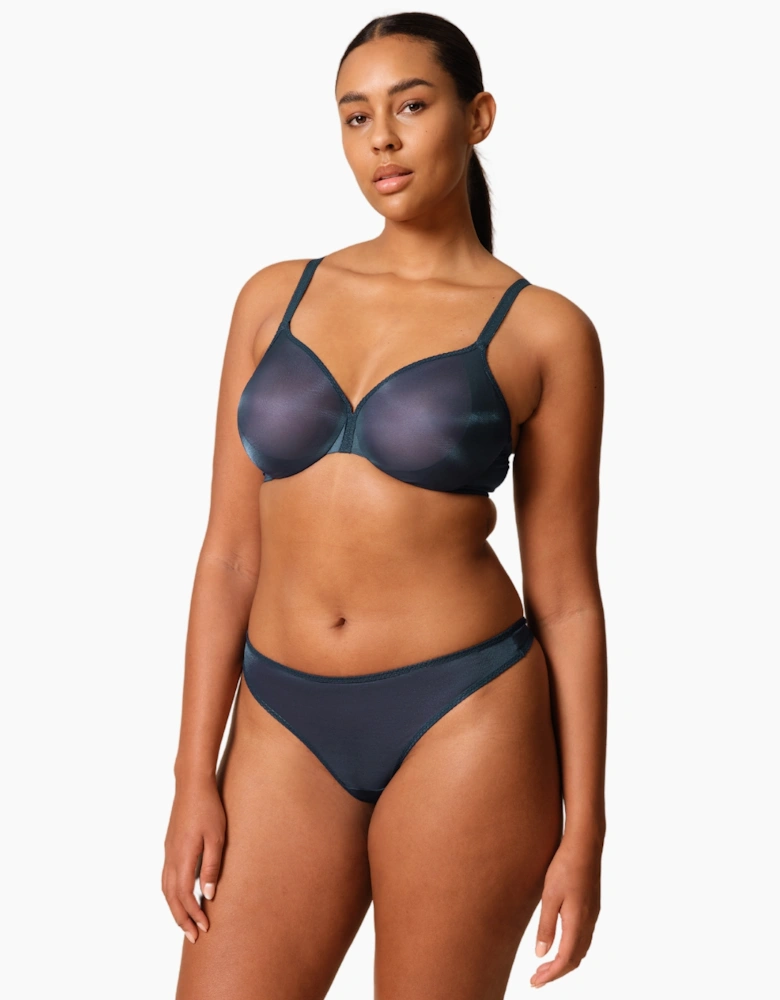 6276 Gossard Glossies Thong