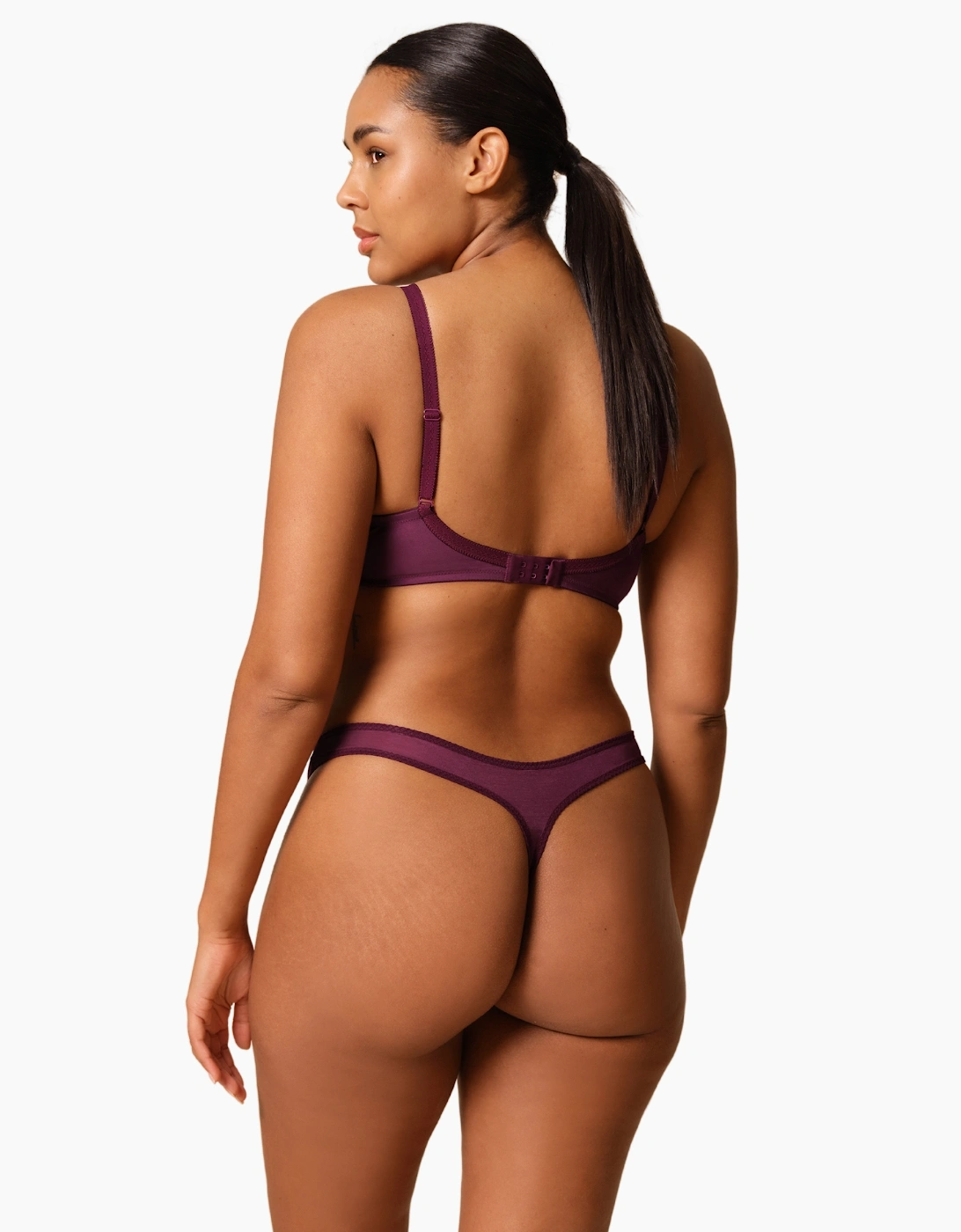 6276 Gossard Glossies Thong