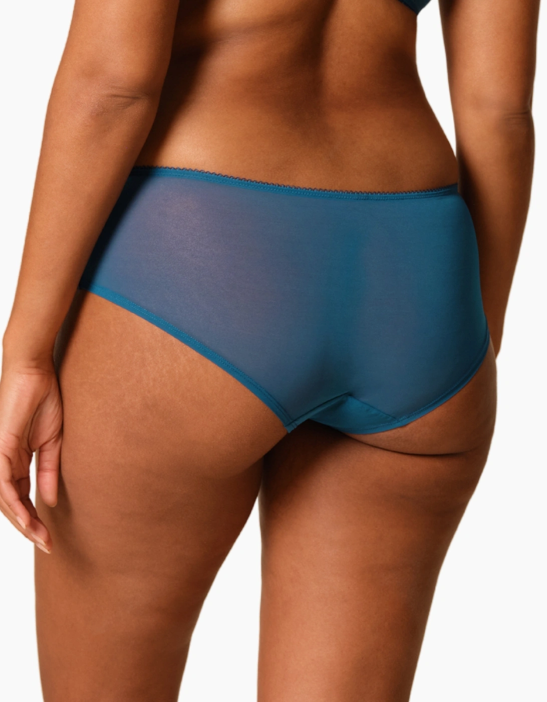 7714 Gossard Superboost Lace Shorty Brief