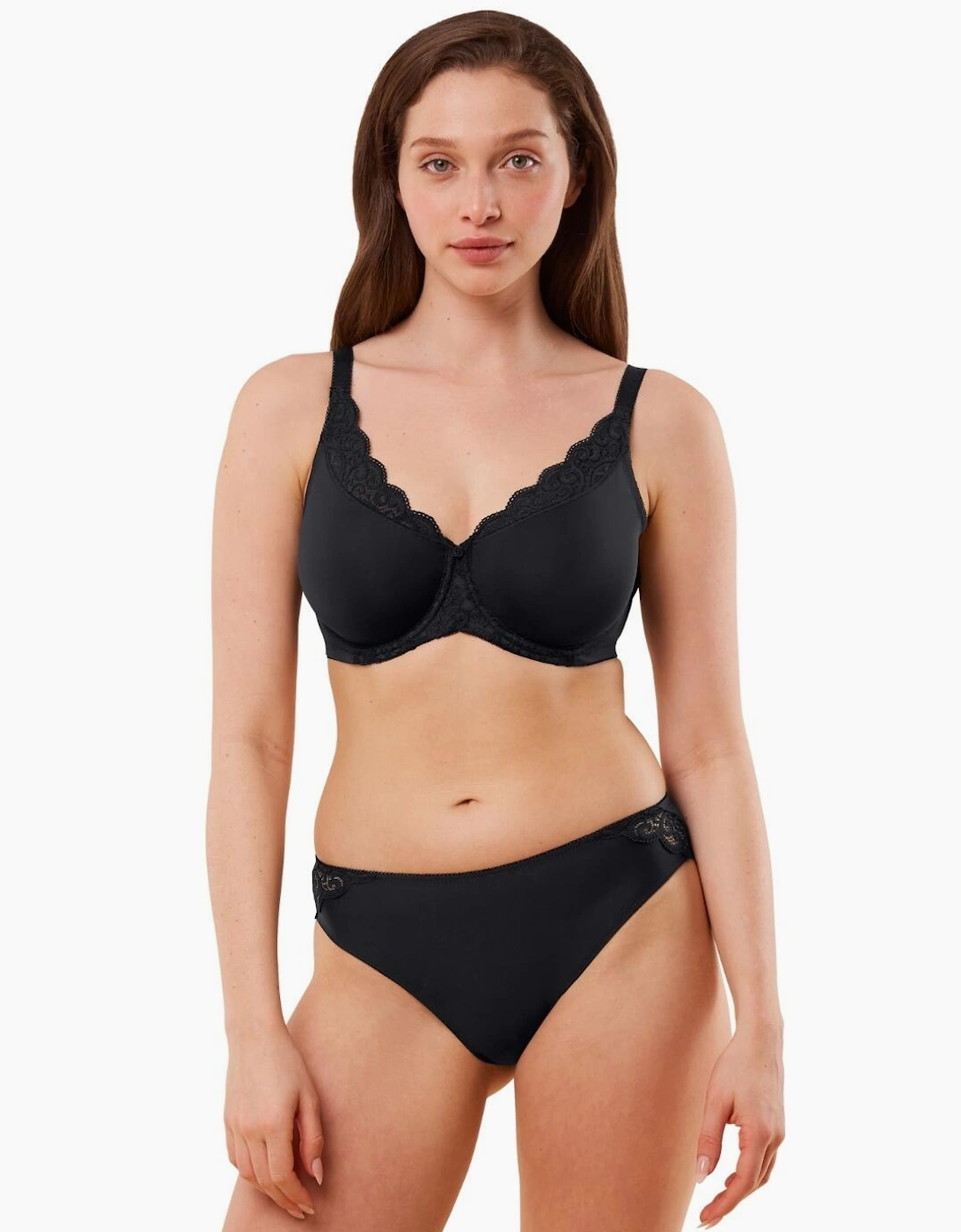 10210670 Triumph Amourette Minimiser Bra