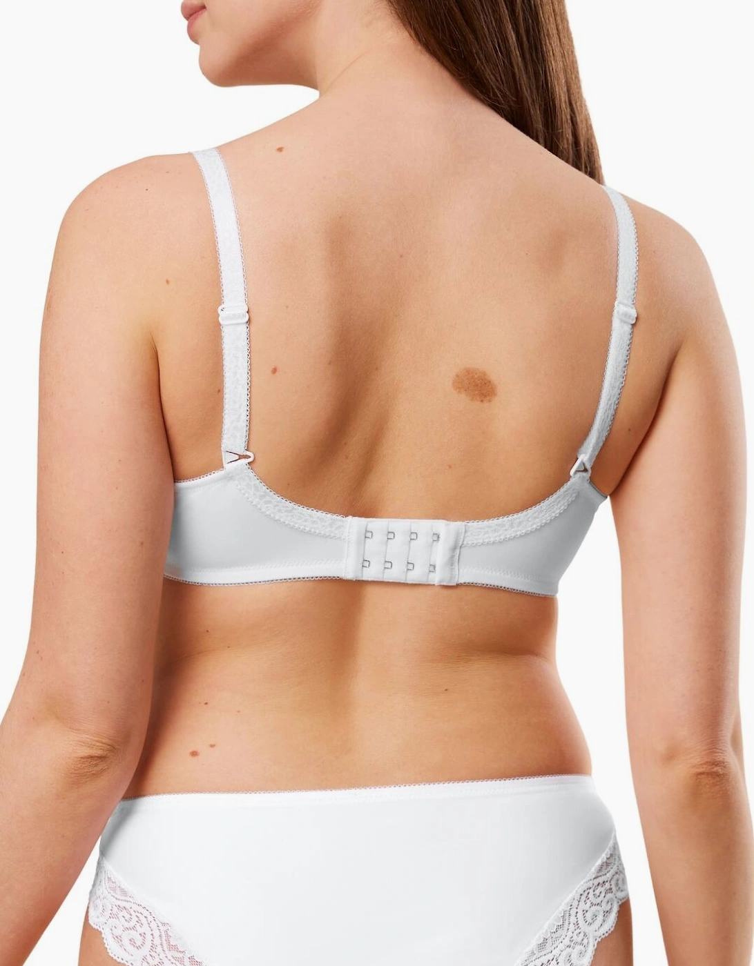 10210670 Triumph Amourette Minimiser Bra