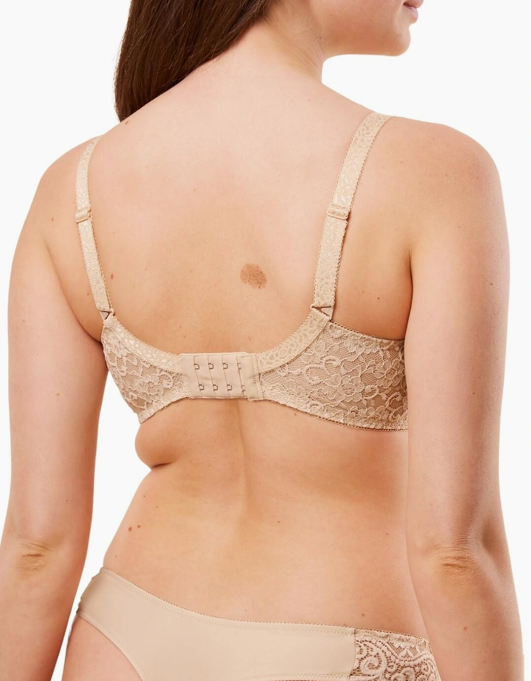 10210668 Triumph Amourette Non Wired Minimiser Bra