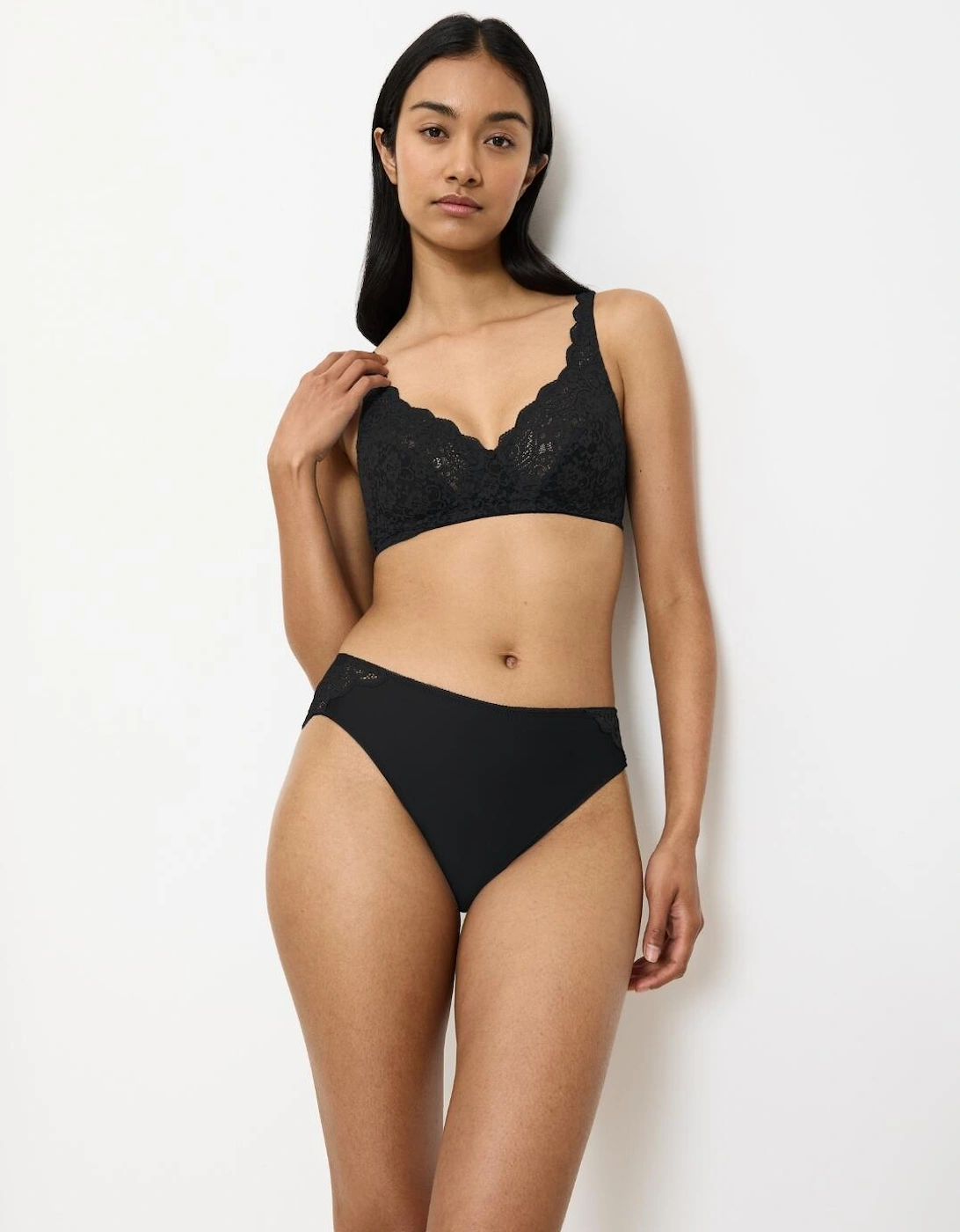 10210704 Triumph Amourette Non Wired Bra