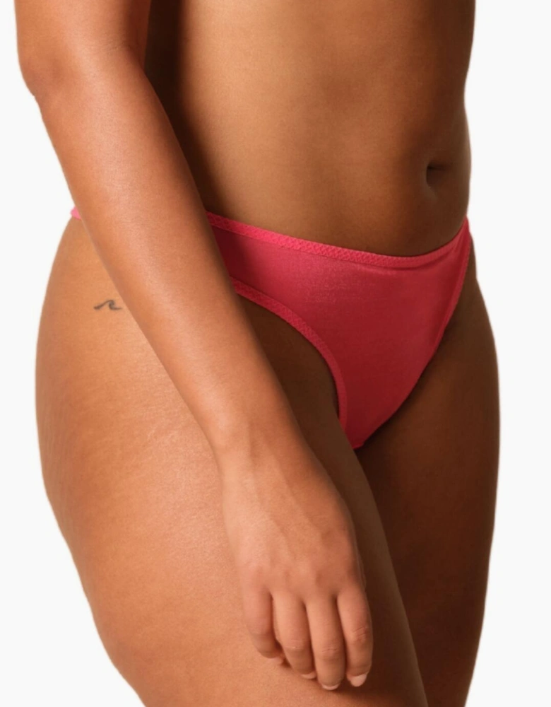 6276 Gossard Glossies Thong