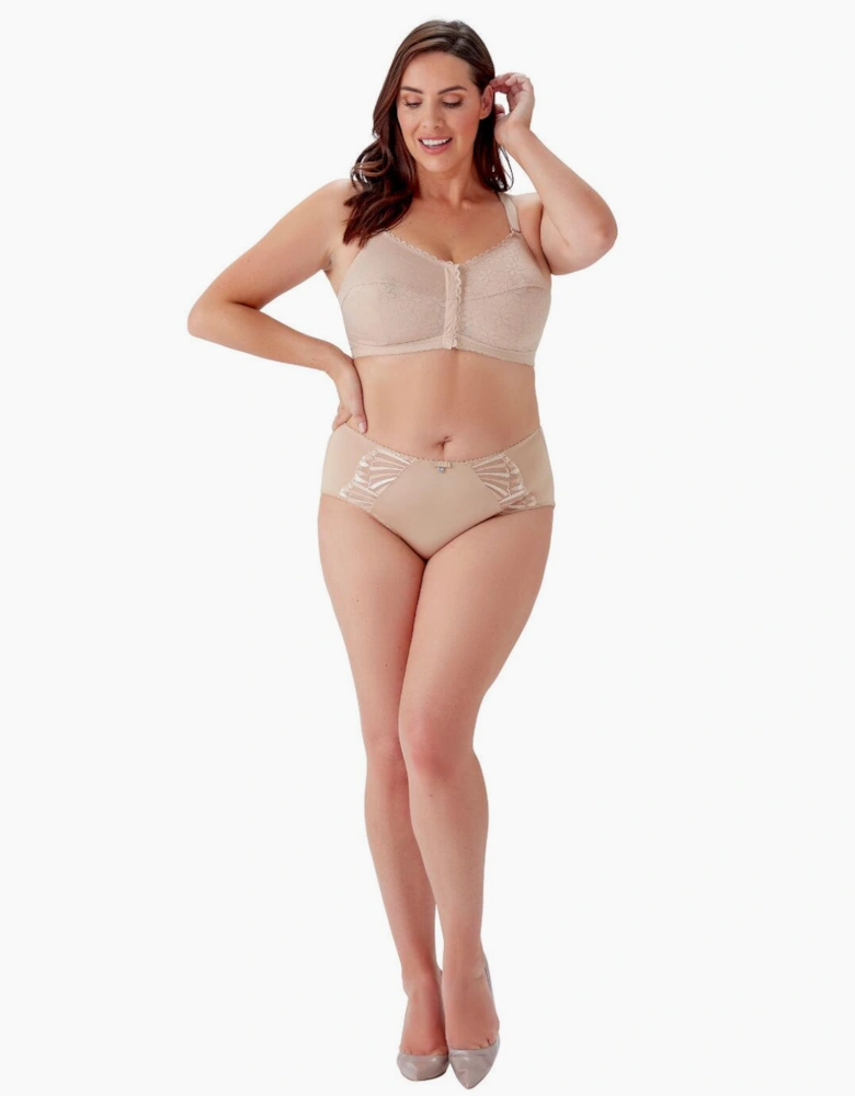 B511 Berlei Classic Full Cup Front Fastening Bra