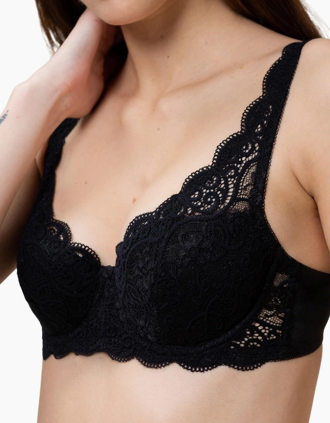 10209584 Triumph Amourette Half Padded Balcony Bra