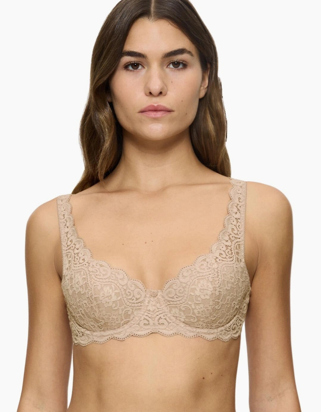 10209584 Triumph Amourette Half Padded Balcony Bra