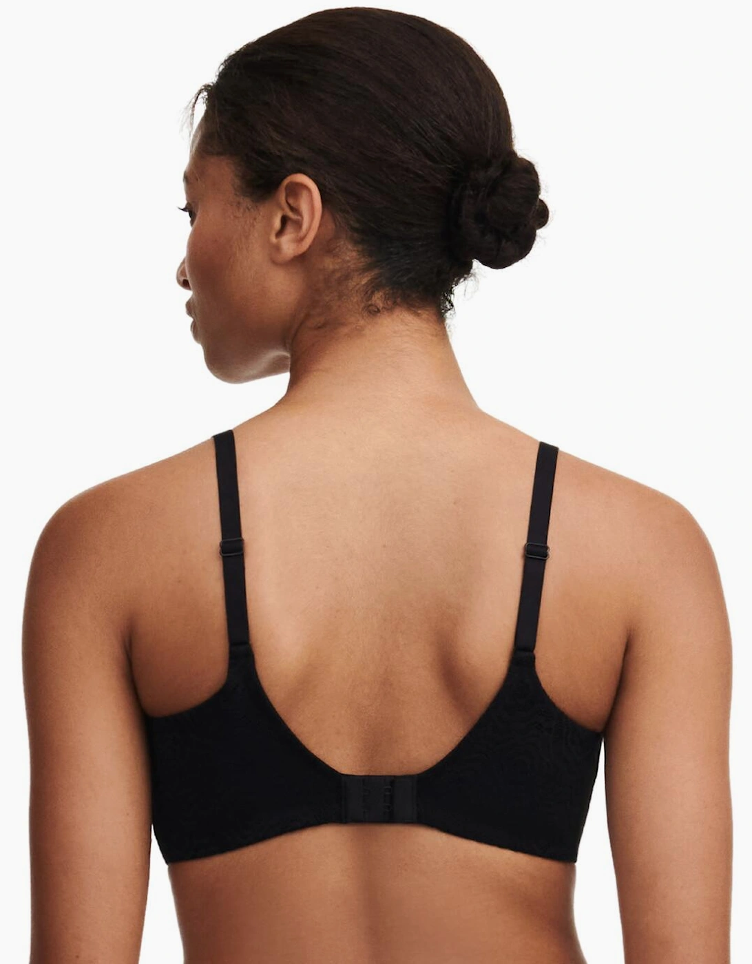 C13BQ9 Chantelle Jolie T Shirt Support Bra
