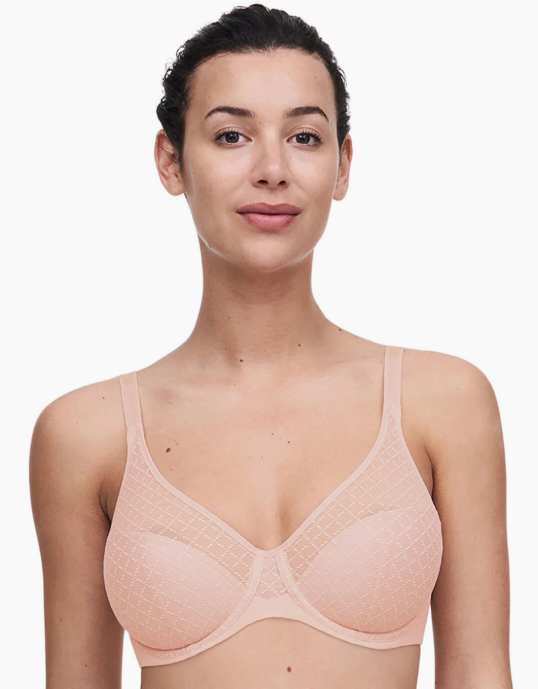 C16M10 Chantelle Norah Chic Moulded Bra