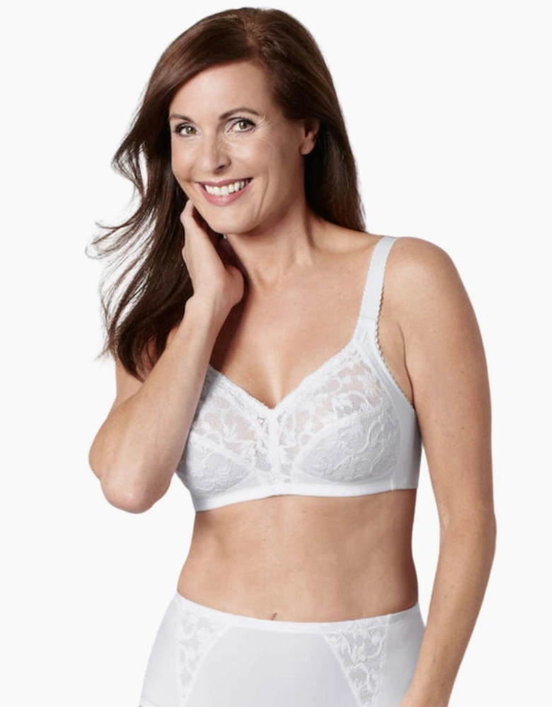 10135874 Triumph Delicate Doreen Bra