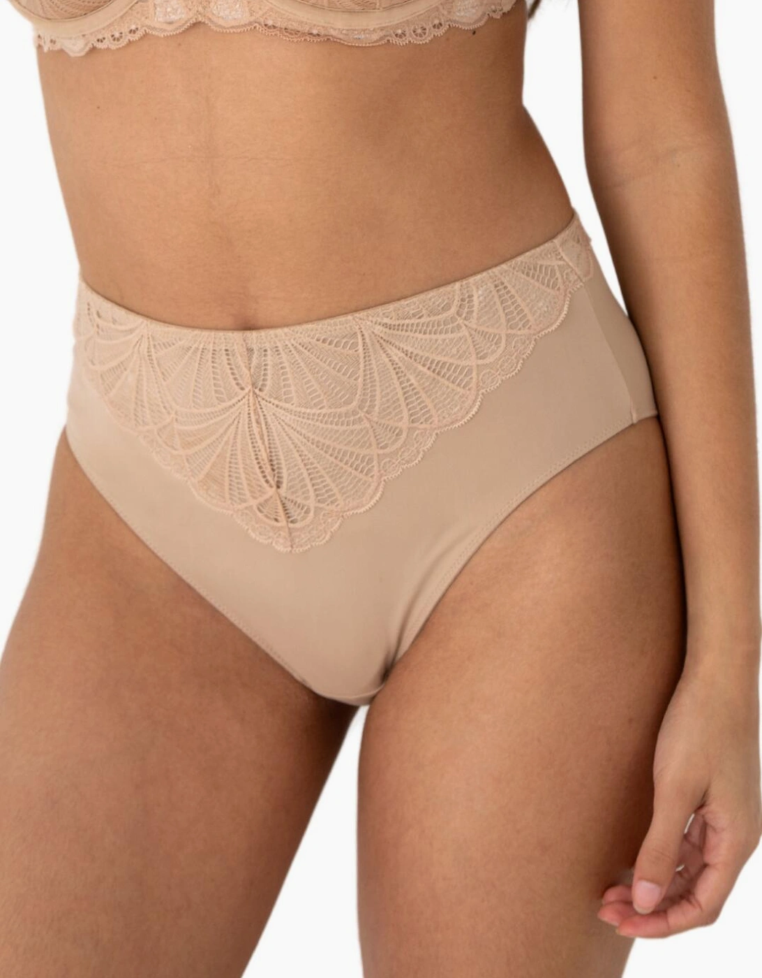 184013 Pour Moi New Romance High Waist Brief