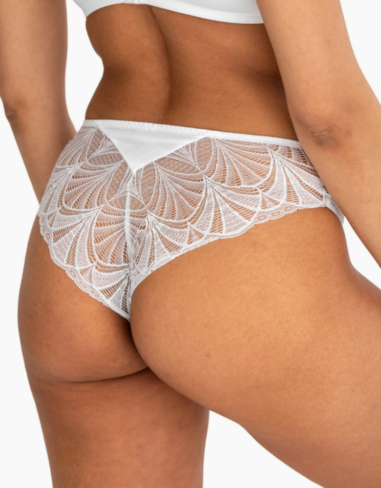 184012 Pour Moi New Romance Brief
