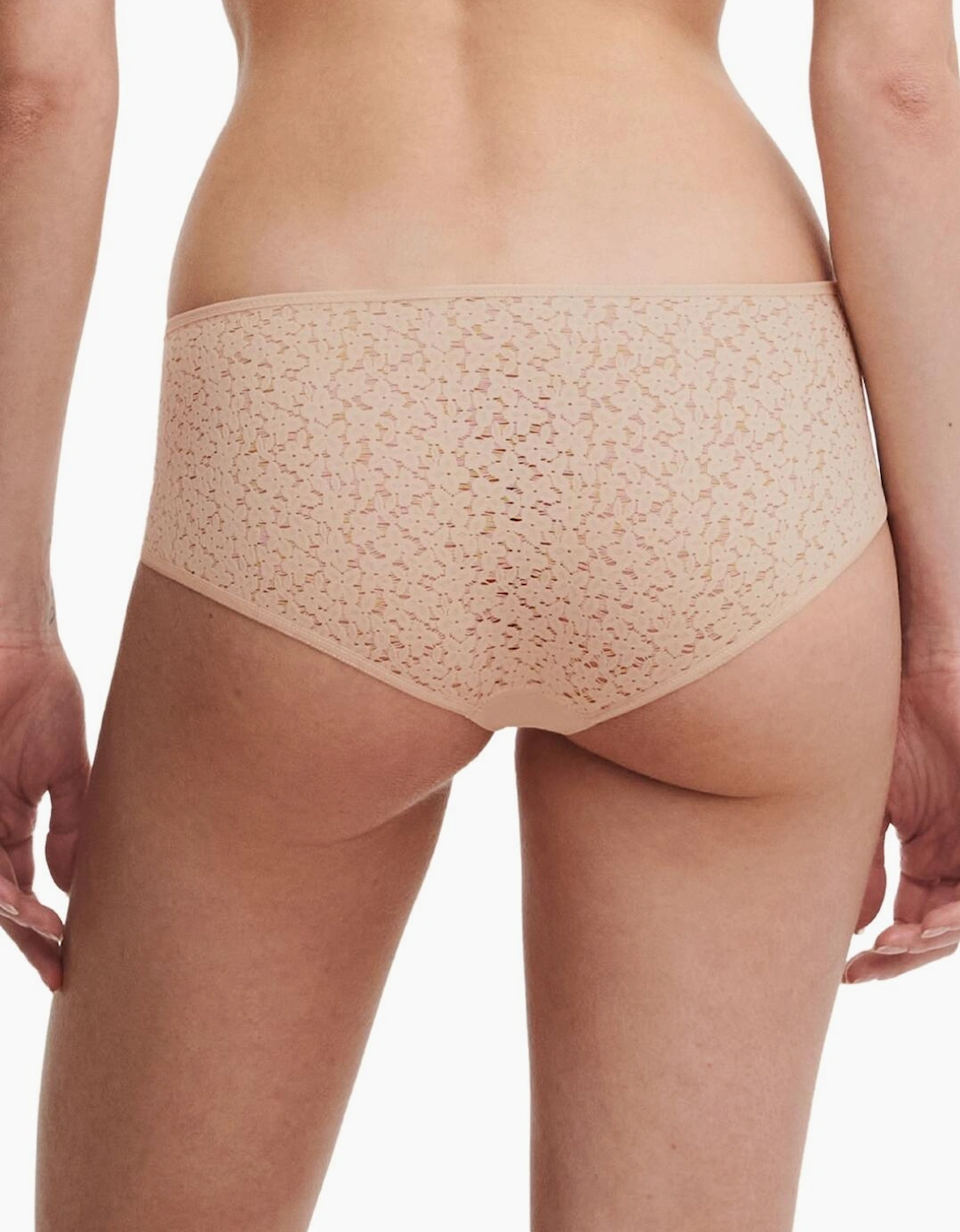C13F40 Chantelle Norah Shorty Brief