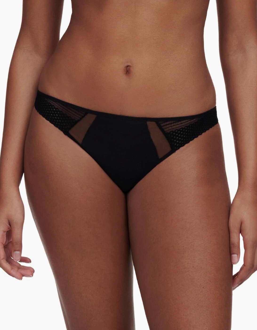 C22AG0 Chantelle Play Tanga Brief