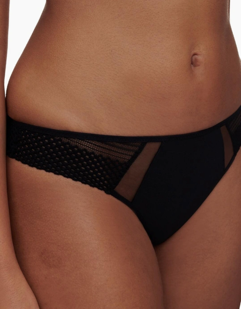 C22AG0 Chantelle Play Tanga Brief