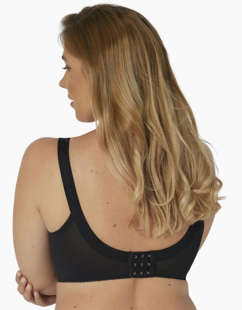 10166213 Triumph Doreen Classic Non Wired Bra