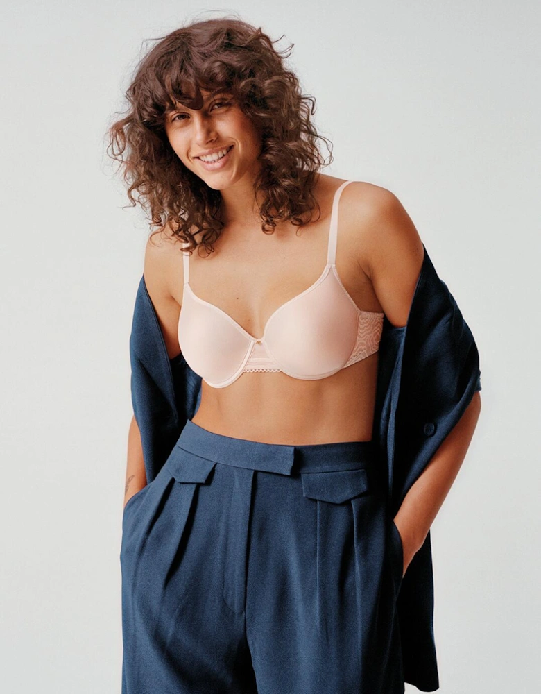 C13B60 Chantelle Jolie Memory Foam T Shirt Bra